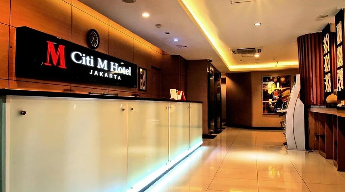 Resepsionis Citi M Hotel Jakarta